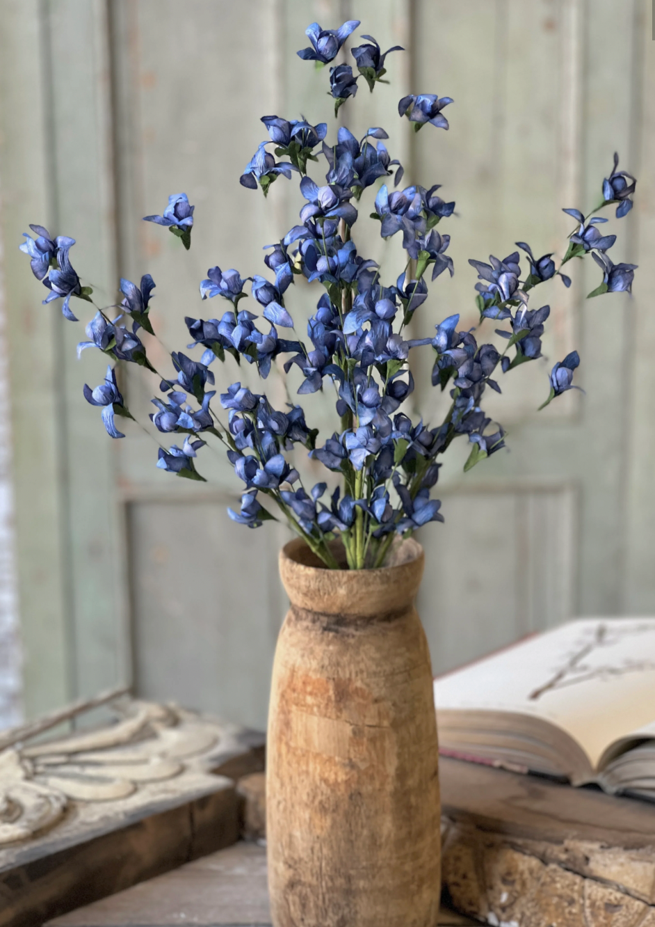 Saratoga Florets Bush | 21" | Blue