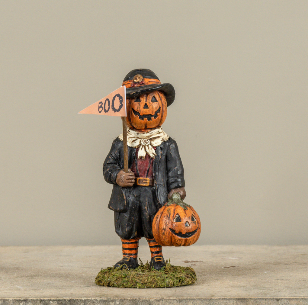 9" PUMPKIN BOY
