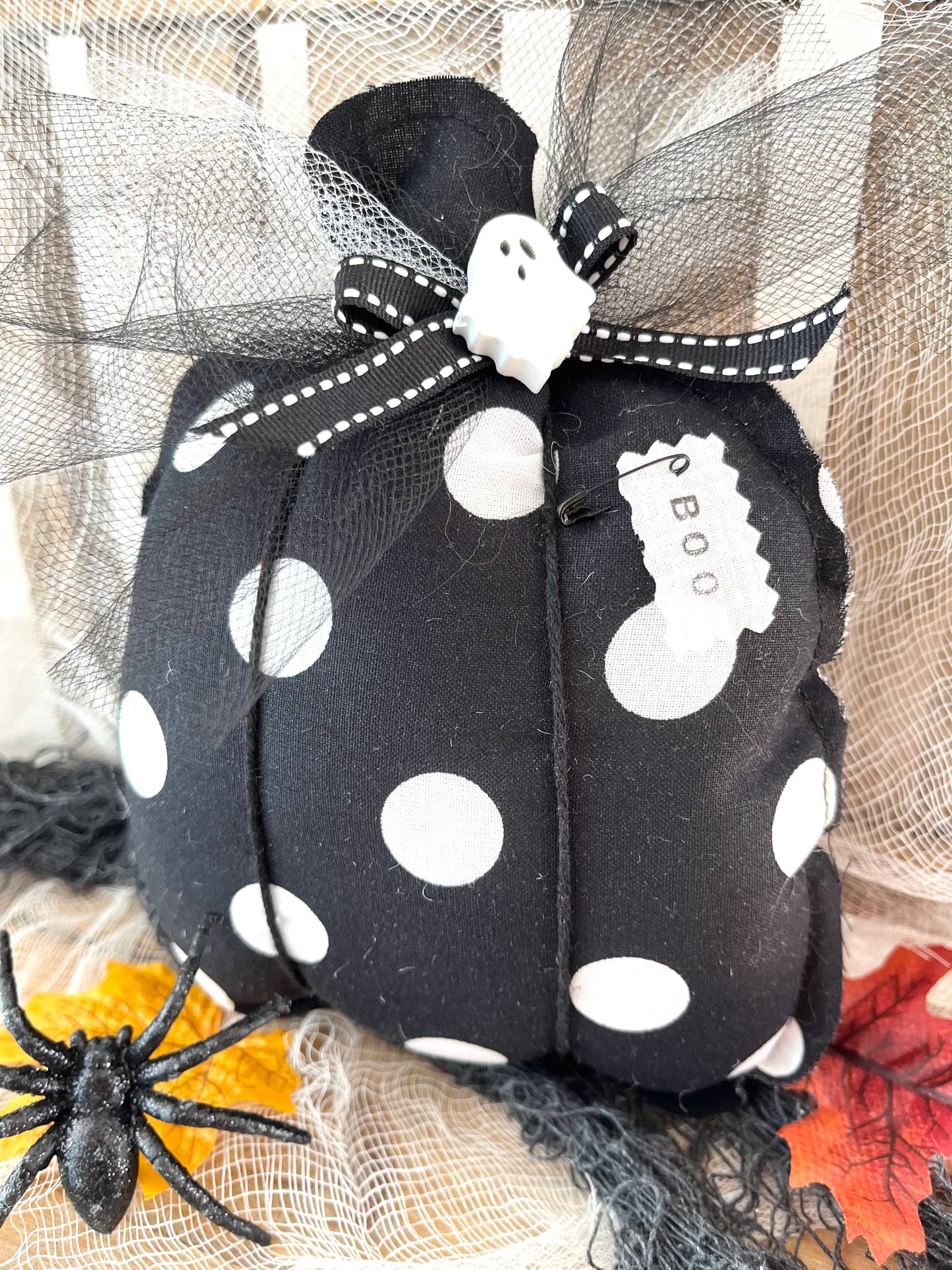 Kate + Em - Rustic Pumpkin Vintage Halloween GHOST Home Decor: Single