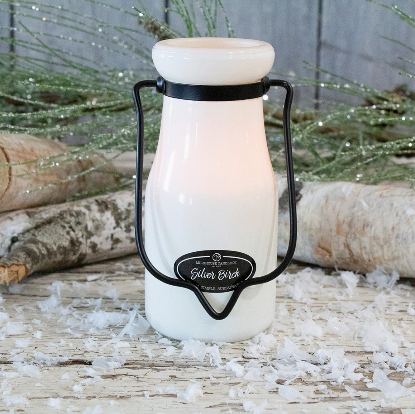 8 oz Milkbottle Candle: Silver Birch