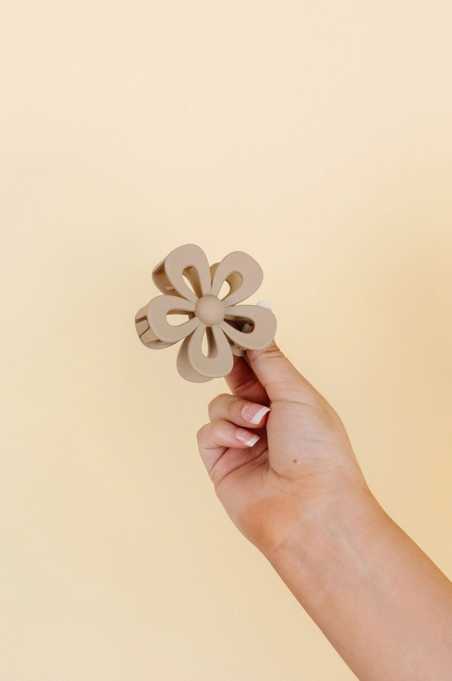 Cutout Flower Claw Clip