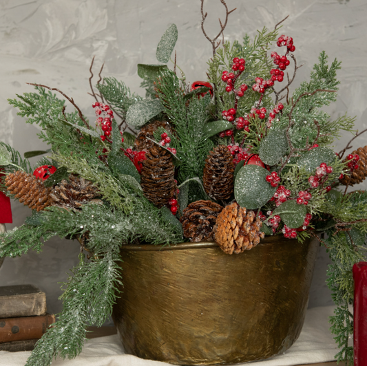 16" ICEY FOLIAGE W/ RED BERRIES & BELLS PICK