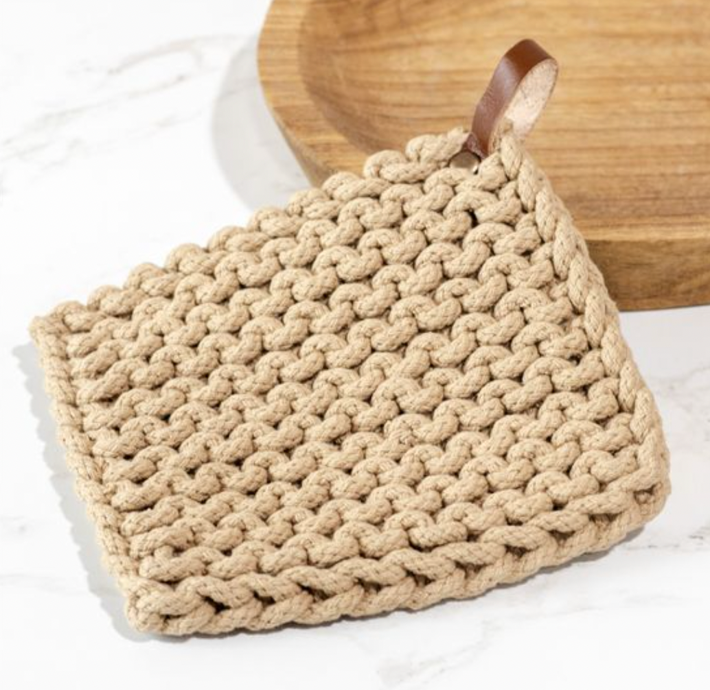 LEATHER STRAP BG KNIT POT HOLDER