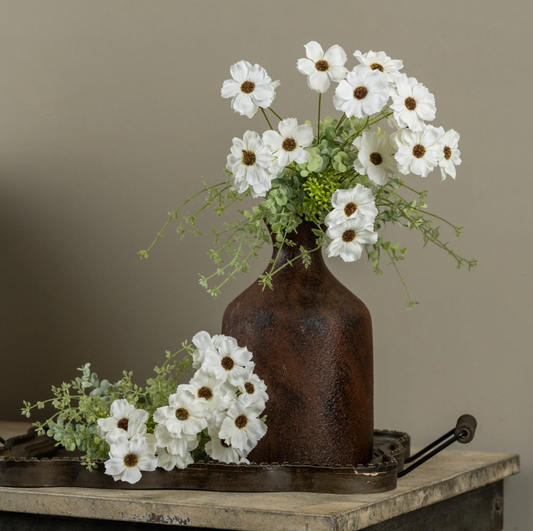 18" WHITE COSMOS BUSH