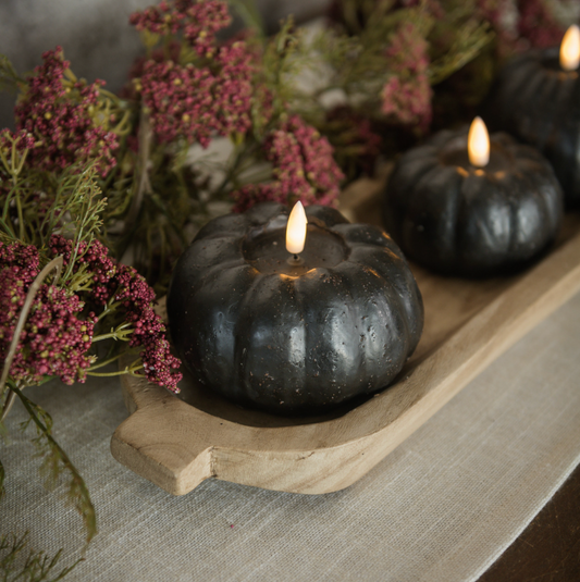3.5" BLACK 3D FLAME SHORT PUMPKIN CANDLE